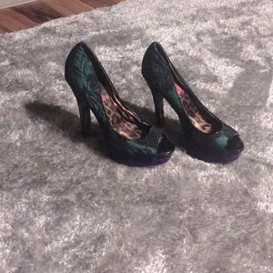 Betsey Johnson high heels size 7.5